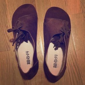 Real leather fall shoes. Brand new